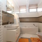 Najam 5 spavaće sobe stan od 225 m² u Zagreb