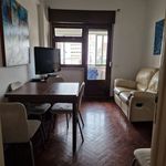 Rent a room of 75 m² in Lisbon