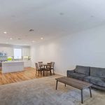Rent 1 bedroom apartment in Irvine