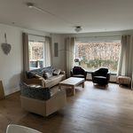 Huur 6 slaapkamer huis van 150 m² in Zwaag