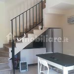 Affitto 3 camera casa di 67 m² in Castellaneta