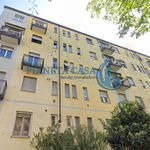 Affitto 1 camera appartamento di 55 m² in Milano
