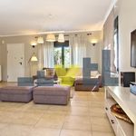 Rent 4 bedroom apartment of 180 m² in Elliniko