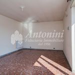 Rent 1 bedroom apartment of 93 m² in Roma