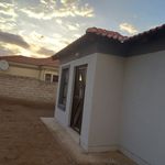 Rent 3 bedroom house of 391 m² in Polokwane