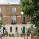 Rent 4 bedroom house of 251 m² in London