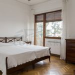 Affitto 1 camera casa di 250 m² in Roma