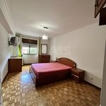 Alugar 4 quarto apartamento de 107 m² em Monte Abraão
