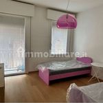 Affitto 4 camera appartamento di 80 m² in Ferrara