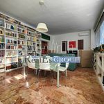 Rent 5 bedroom apartment of 290 m² in Roma
