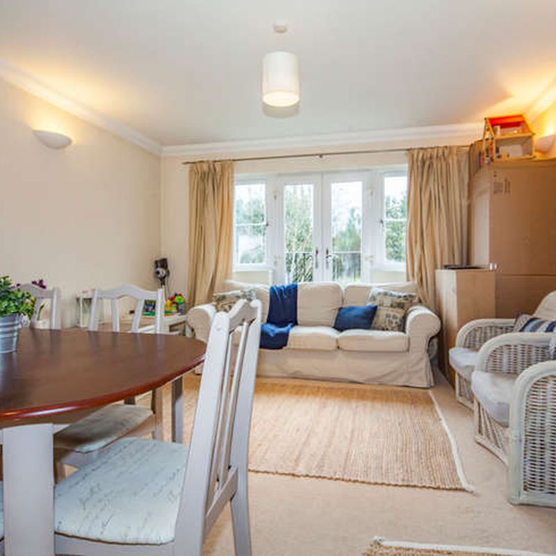 apartment at Flat 3, 30 Chiltern Court, Goring on Thames, RG8 0BH Cleeve