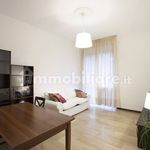 Affitto 3 camera appartamento di 85 m² in Monza