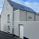 Rent 4 bedroom house of 107 m² in Teignmouth