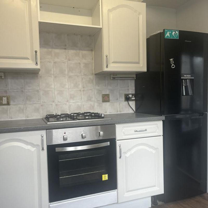 2 Bedroom Apartment to Rent at Craigentinny, Duddingston, Edinburgh, Ings, Meadowbank, England Abbeyhill