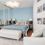 Rent 4 bedroom apartment of 96 m² in Paris