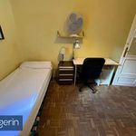 Rent 5 bedroom apartment in Madrid