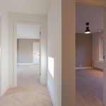 Huur 1 slaapkamer appartement van 65 m² in Hilversum