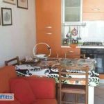 Rent 3 bedroom house of 90 m² in Maruggio