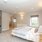 Rent 4 bedroom house in England