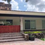 Rent 4 bedroom house of 1000 m² in León
