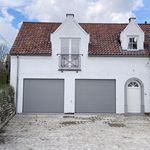Rent 4 bedroom house of 300 m² in Chaumont-Gistoux