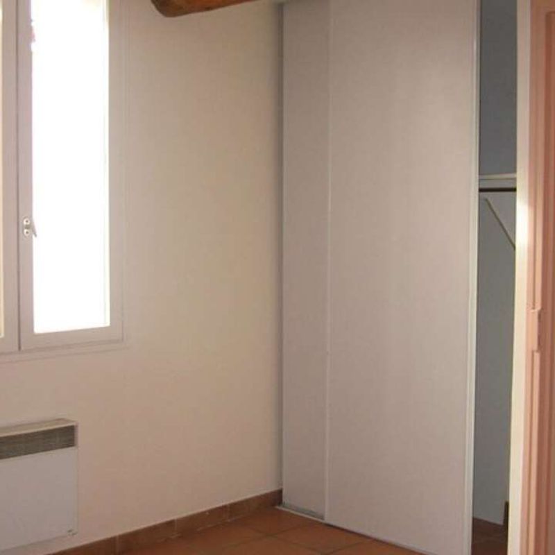 Location appartement 3 pièces 62 m² Aix-en-Provence (13090)