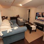 Rent 1 bedroom house in Brampton