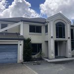 Rent 6 bedroom house in North Shore City
