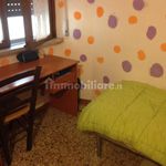 Rent 5 bedroom apartment of 70 m² in Pisa