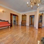 Rent 2 bedroom apartment of 9496 m² in Vilnius
