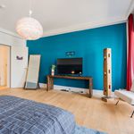 Miete 5 Schlafzimmer wohnung von 178 m² in Berlin