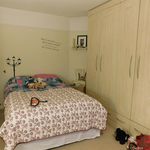 Rent 3 bedroom flat in Surbiton