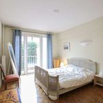 Rent 2 bedroom apartment of 110 m² in Saint-Gilles