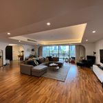 Rent 4 bedroom apartment of 365 m² in Bangkok