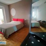 Rent 3 bedroom apartment of 110 m² in Genova
