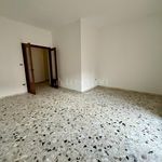 Rent 5 bedroom apartment of 135 m² in Avellino