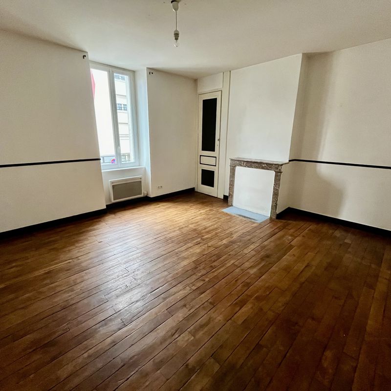 En location Appartement 3 pièces 65 m Limoges