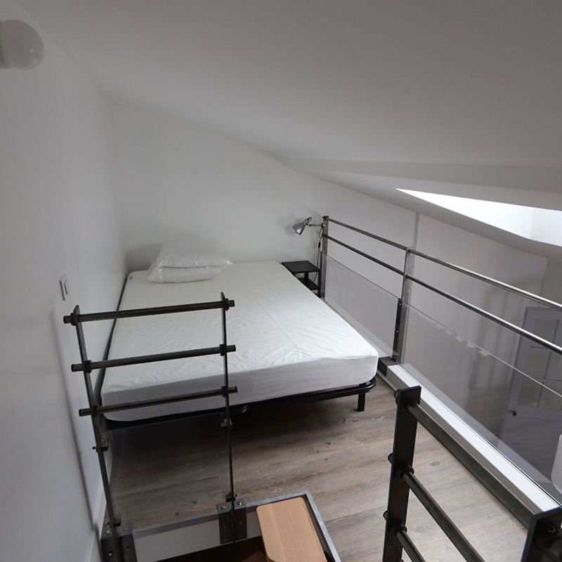 Appartement meublé Orleans 1 Pièce de 31 m²  avec Mezzanine  (coin nuit)