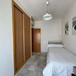 Rent 2 bedroom apartment of 77 m² in Sevilla