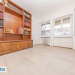 Rent 5 bedroom apartment of 204 m² in Rome
