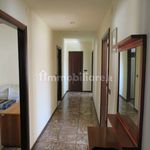 Affitto 5 camera appartamento di 110 m² in Lamezia Terme