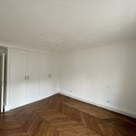 Rent 4 bedroom apartment of 79 m² in Paris