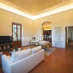 Rent 4 bedroom house of 180 m² in Fiesole