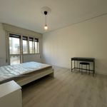 Rent a room of 80 m² in Padova