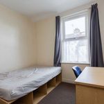 Rent 4 bedroom flat in Liverpool