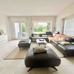 Rent 4 bedroom house of 140 m² in Uccle