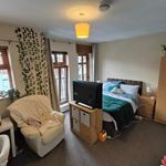 Rent 4 bedroom flat in Belfast