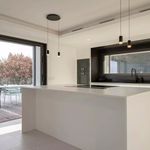 Rent 10 bedroom house of 371 m² in Aix-en-Provence