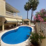Rent 4 bedroom house of 220 m² in Marbella