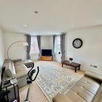 Rent 2 bedroom flat in Altrincham